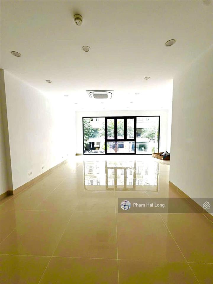 Chính chủ cho thuê nhà hoàn thiện mới đẹp tại himlam phường vạn phúc. mặt đường tố hữu cực đẹp