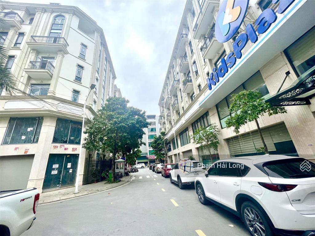 Chính chủ cho thuê nhà hoàn thiện mới đẹp tại himlam phường vạn phúc. mặt đường tố hữu cực đẹp