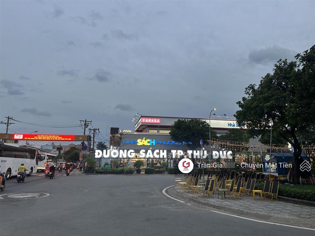 Bán nhà 6x30m=190m2 mặt tiền gần ngay công viên đường sách hồ thị tư, khu kiến thiết . giá 17 tỷ tl