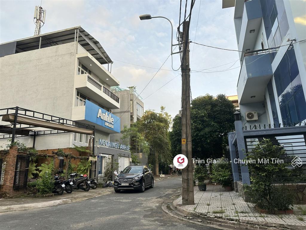 Bán góc 2 mặt tiền 14x22m=315m2. giá 30 tỷ khu kiến thiết, p.hiệp phú  ngay ga metro, ủy ban q9 cũ