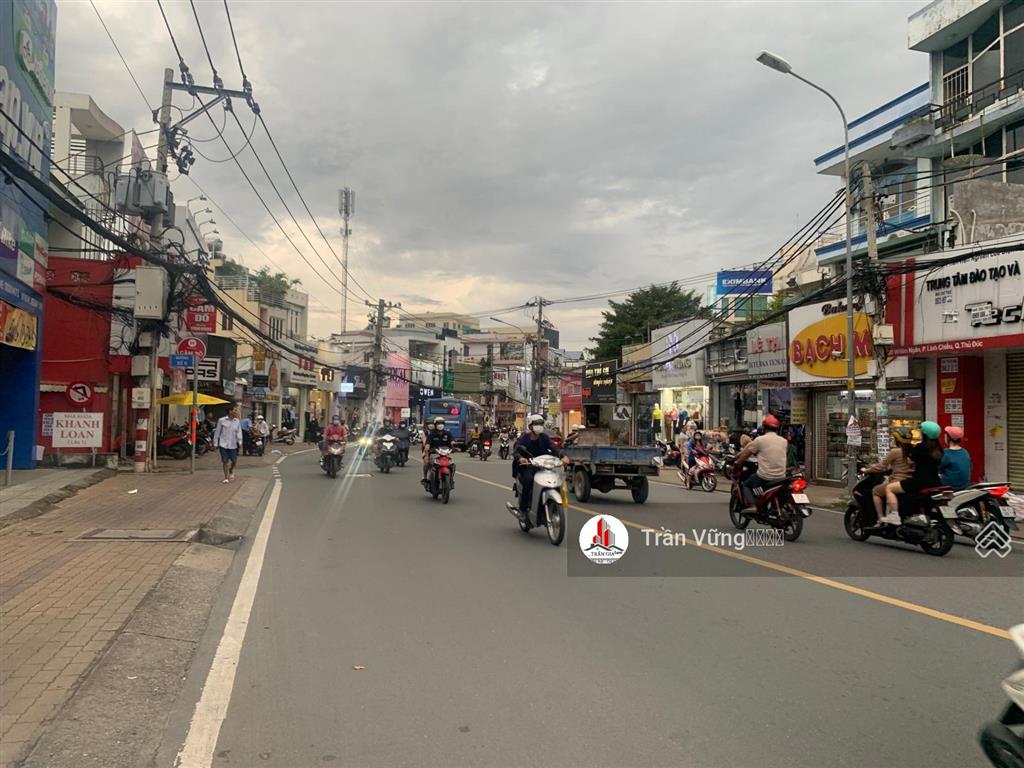 Mặt tiền đặng văn bi đoạn gần các ngân hàng, 9x25m=240m2 công nhận, ctxd hầm + 7 tầng. giá 35 tỷ tl