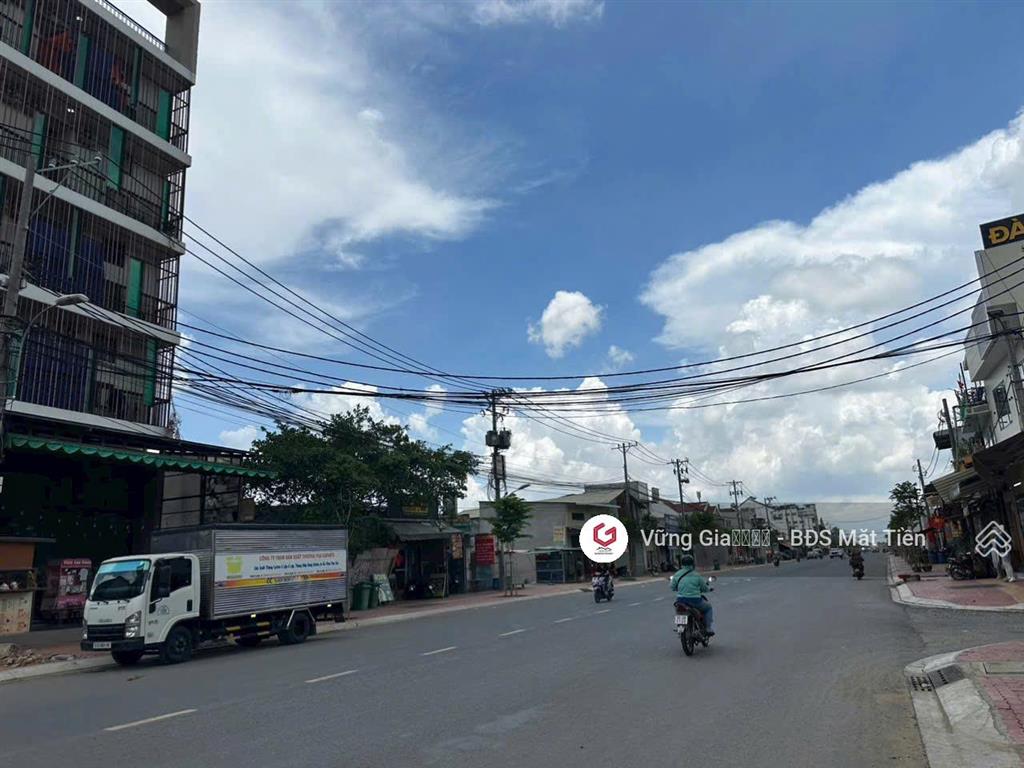 Chủ gửi bán mặt tiền ngay góc lò lu  nguyễn xiển, 50x80m=4.300m2. giá chỉ 175 tỷ tl sát kcn cao