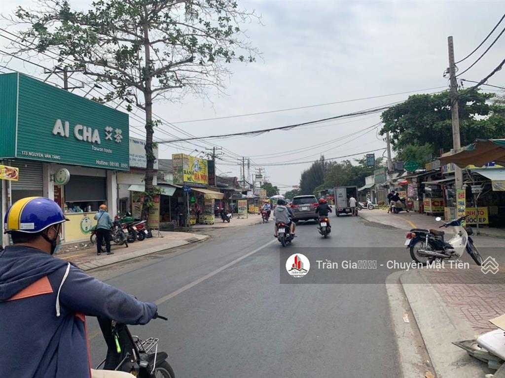 Bán mặt tiền nguyễn văn tăng 12x40m=500m2 vuông vức, sầm uất nhiều thương hiệu. giá 55 tỷ
