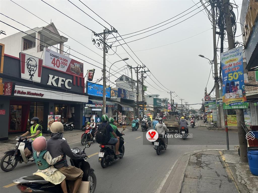 Bán nhà mt nguyễn duy trinh ngay chợ long trường đoạn nhiều thương hiệu, 6x24m=145m2. giá 13,5 tỷ