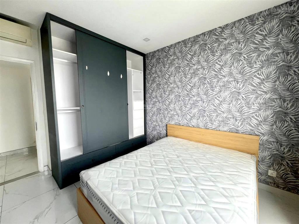 Vista verde  nhà to  full nội thất  view trực diện sắp trống giá chỉ 31tr/th. tư vấn và xem nhà