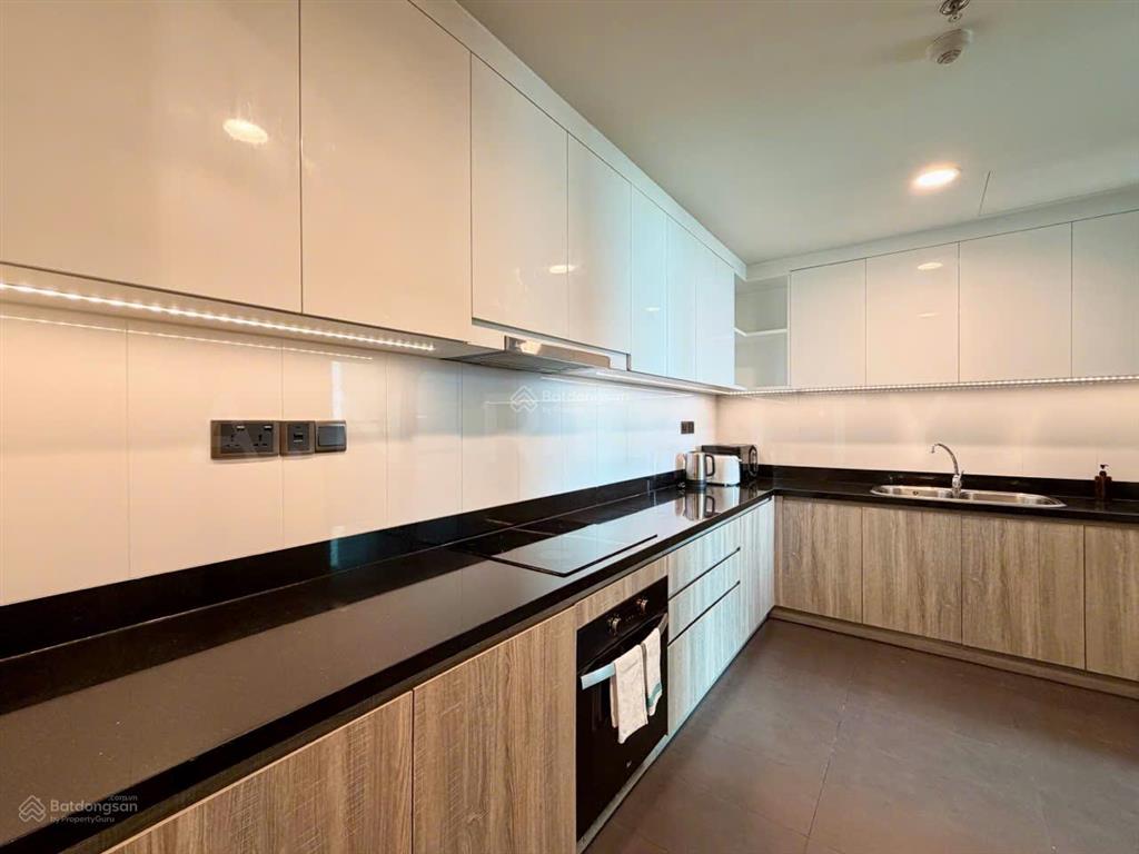3 phòng ngủ nội thất mới tinh feliz en vista trống sẵn giá chỉ 35tr/ tháng.  24/7.