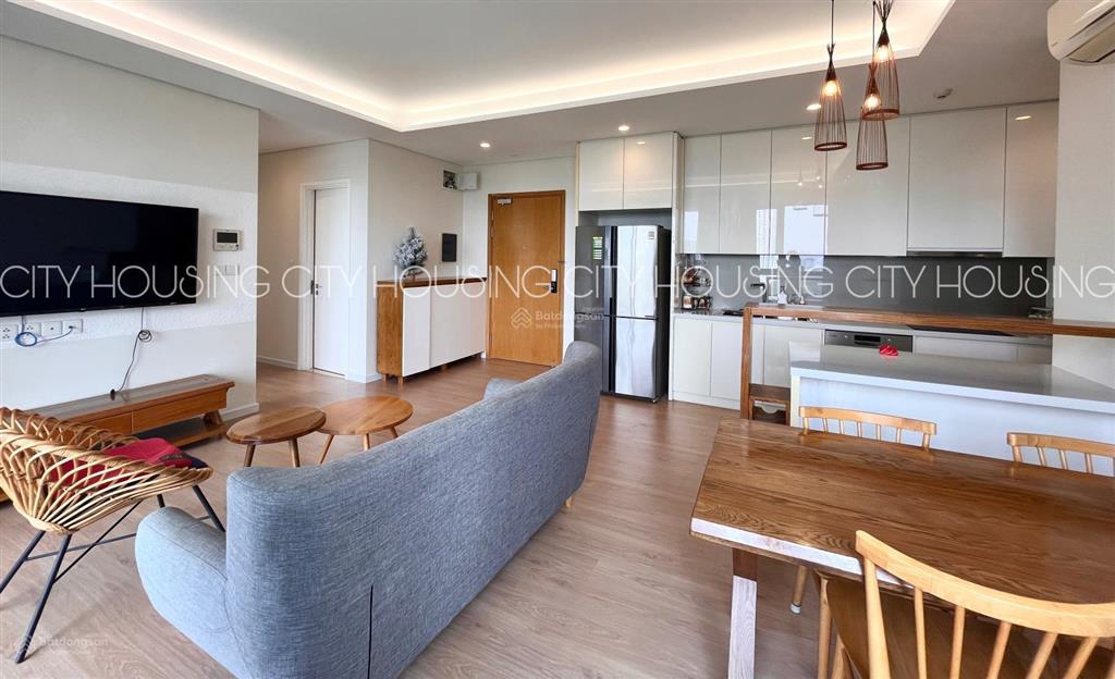 Trống sẵn  giá tốt chốt ngay 2 phòng ngủ 89m2 đảo kim cương full nội thất giá chỉ 23tr/tháng