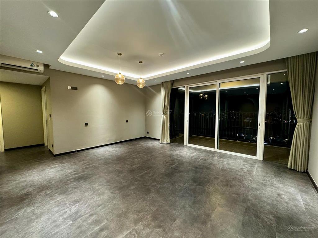 Căn hiếm vista verde  3pn 136m2 nội thất cơ bản giá chỉ 27tr/tháng.  tư vấn và xem nhà 24/7