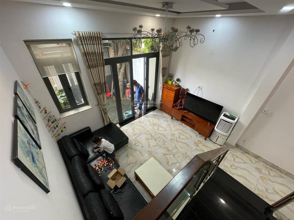 Bán nhà đẹp đang cho thuê sẵn dòng tiền