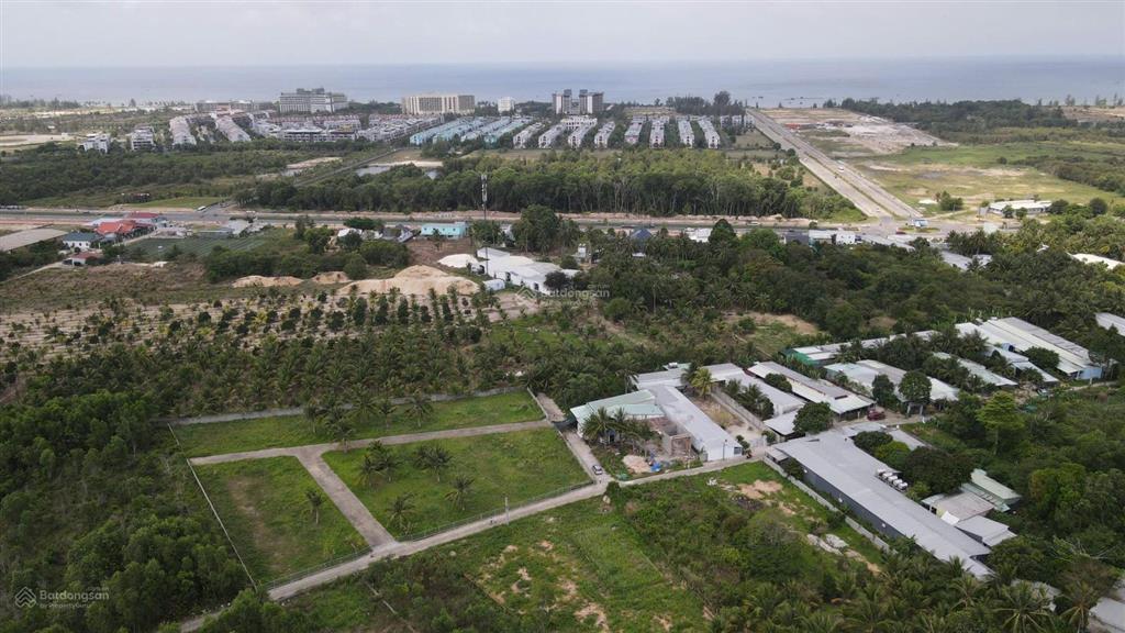 Cần bán gấp lô góc 6200m² siêu đẹp tại đường bào