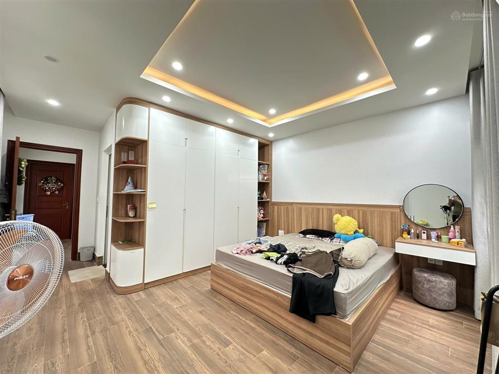 Bán liền kề xẻ khe tại hoàng huy mall, 14,5 tỷ, 78,5 m2, 5pn, 5wc, pháp lý đầy đủ