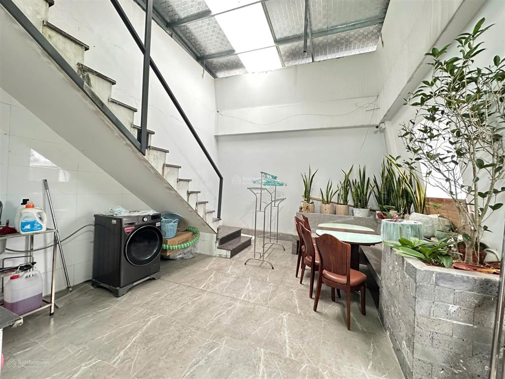 Bán liền kề xẻ khe tại hoàng huy mall, 14,5 tỷ, 78,5 m2, 5pn, 5wc, pháp lý đầy đủ