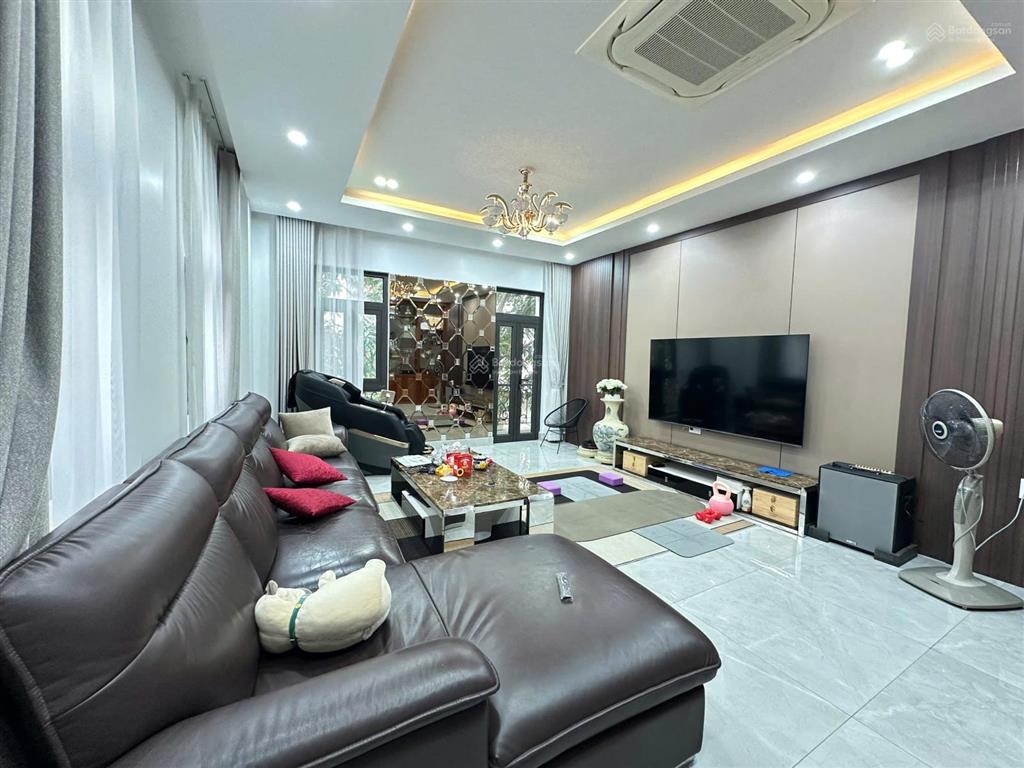 Bán liền kề xẻ khe tại hoàng huy mall, 14,5 tỷ, 78,5 m2, 5pn, 5wc, pháp lý đầy đủ