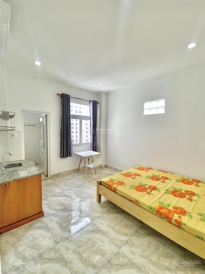 Phòng studio bên nguyễn hữu cảnh