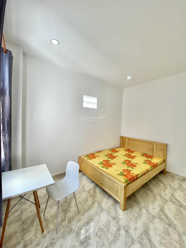 Phòng studio bên nguyễn hữu cảnh