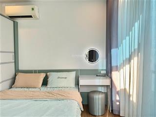 Phòng ngay chân cầu thủ thiêm trung tâm bình thạnh