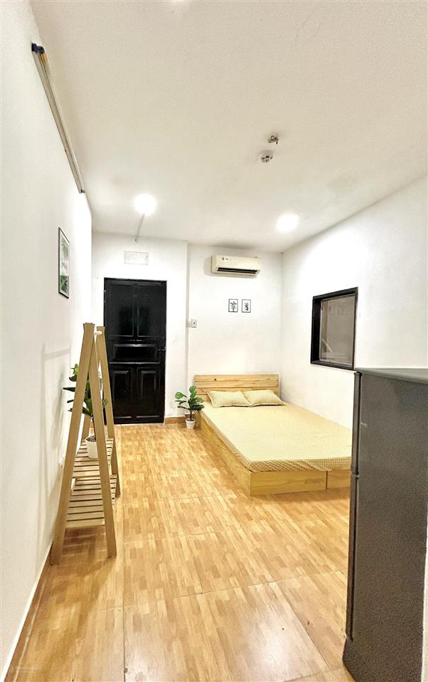 Phòng ngay mặt tiền hoàng sa quận 3