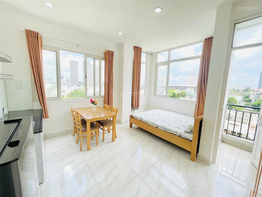 Căn hộ lớn full nội thất gần vinhomes