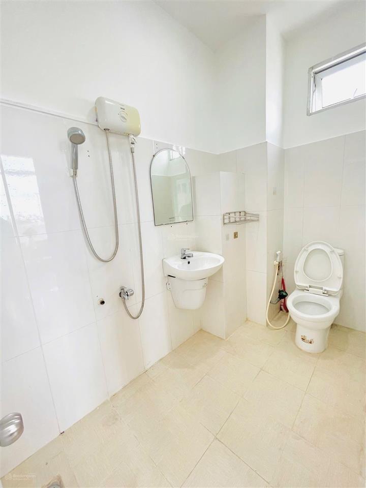 Căn hộ lớn full nội thất gần vinhomes