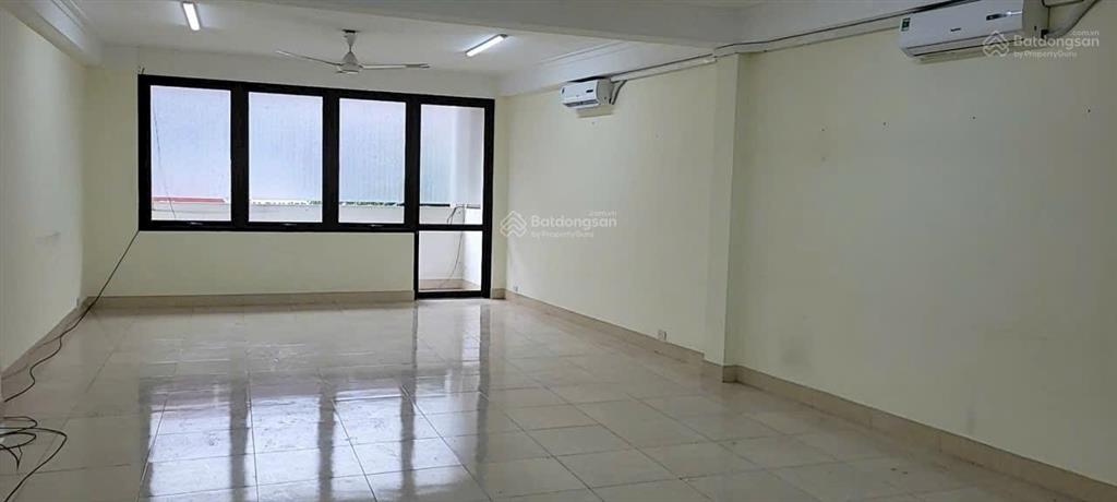 Cho thuê tầng 3 diện tích 100m2 làm văn phòng đường tố hữu, hà đông
