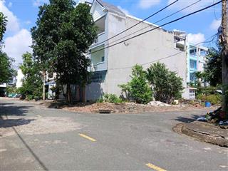 Chính chủ gửi bán đất dự án khu dân cư 10 mẫu khu nguyễn duy trinh q2 lô f 3 mặt tiền 0903 034 ***