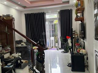 Bán gấp nhà quận 2 cách lê văn thịnh chỉ 70m đường ô tô thông. nhà 4t, ngang 5m. giá tốt. tl nhẹ