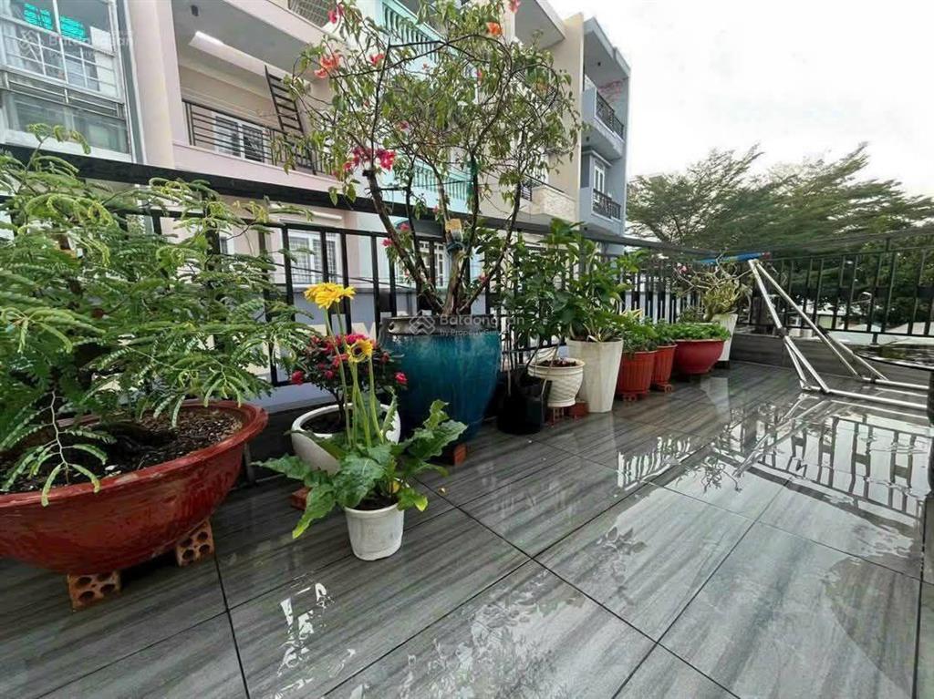 Bán gấp nhà quận 2 mặt tiền đường ô tô thông 2 chiều gần chợ tân lập nhà 2l ngang 8.6m có hđ thuê