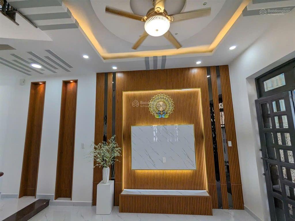 Bán nhà góc 2 mặt tiền đường ô tô thông phường bình trưng đông quận 2 nở hậu giá tlcc 0903 034 ***