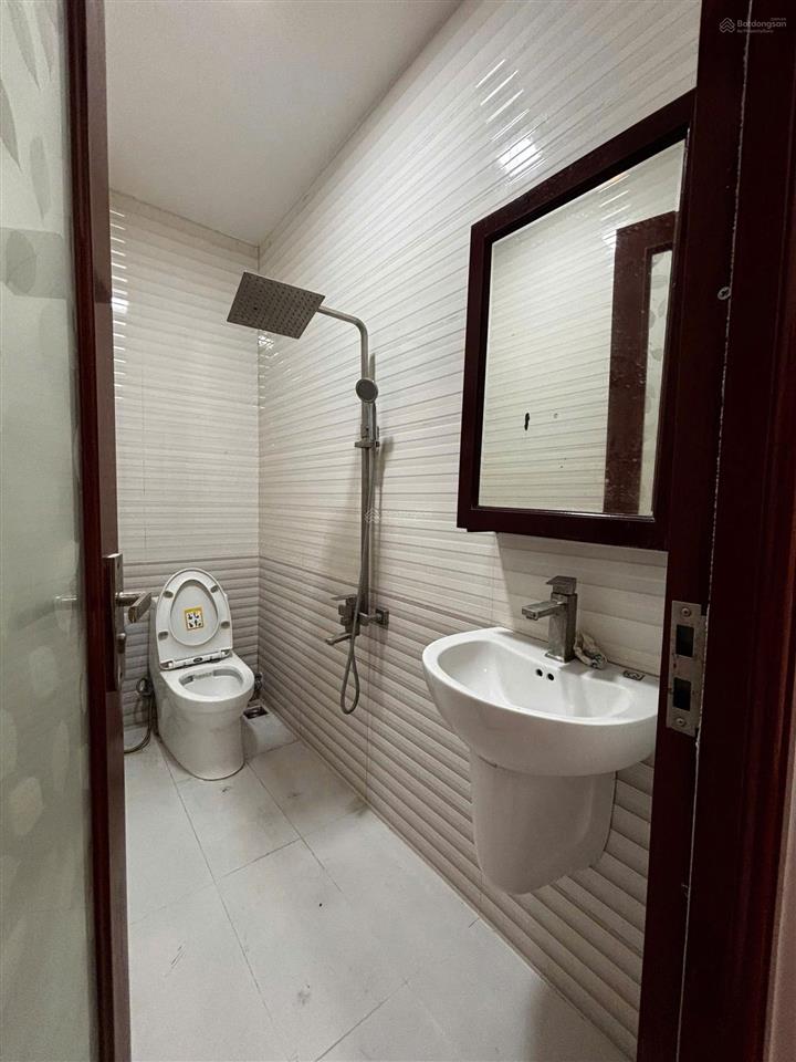 Bán nhà quận 2  gần lê văn thịnh có 7pn full nội thất, thu nhập 38tr/tháng, giá tlcc 090334123