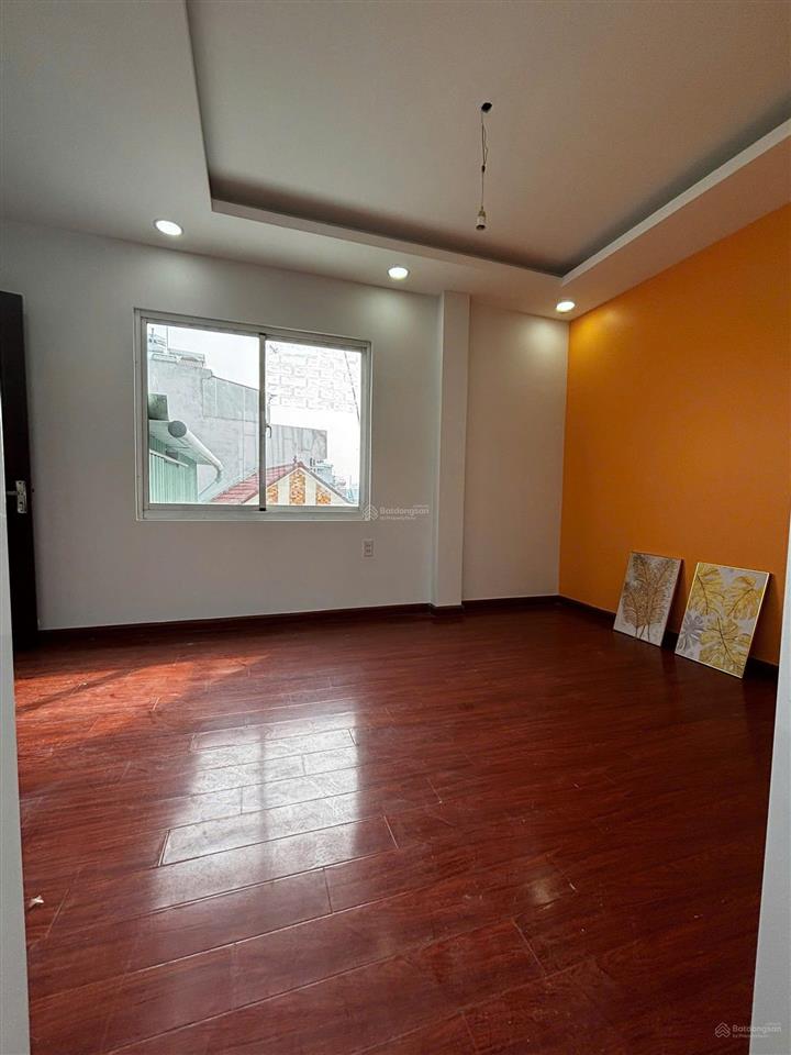 Bán nhà quận 2  gần lê văn thịnh có 7pn full nội thất, thu nhập 38tr/tháng, giá tlcc 090334123