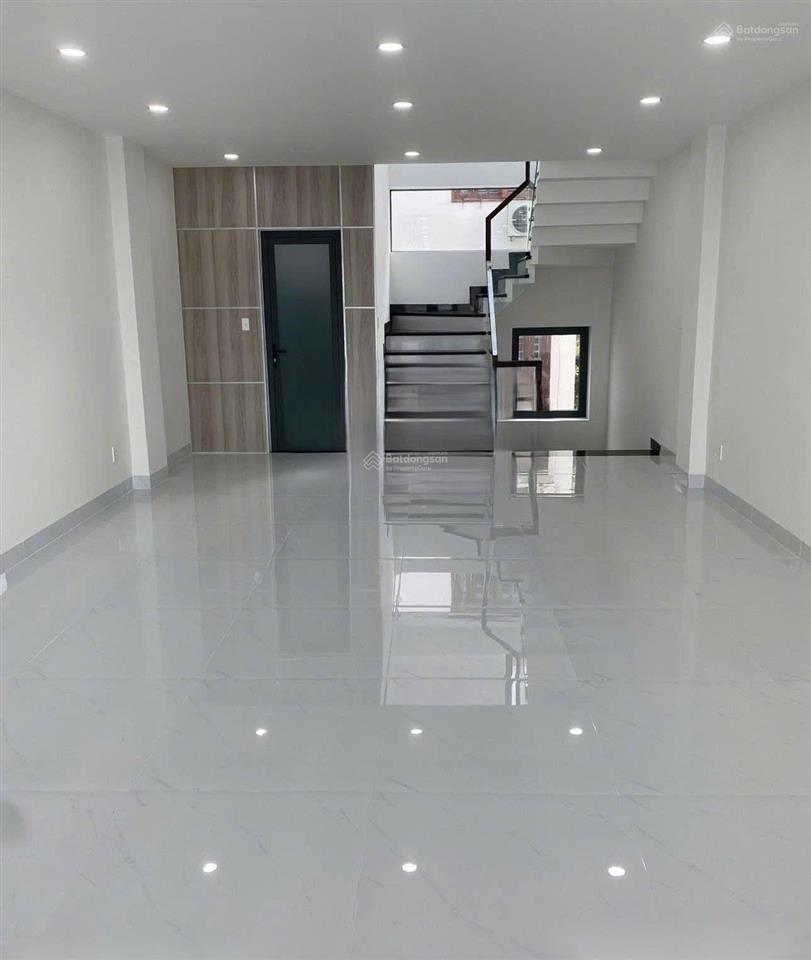 Thương lượng trực tiếp chính chủ cho thuê nhà mặt tiền 661 nguyễn duy trinh quận 2. giá cực tốt
