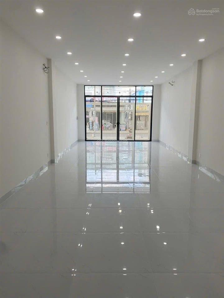 Thương lượng trực tiếp chính chủ cho thuê nhà mặt tiền 661 nguyễn duy trinh quận 2. giá cực tốt