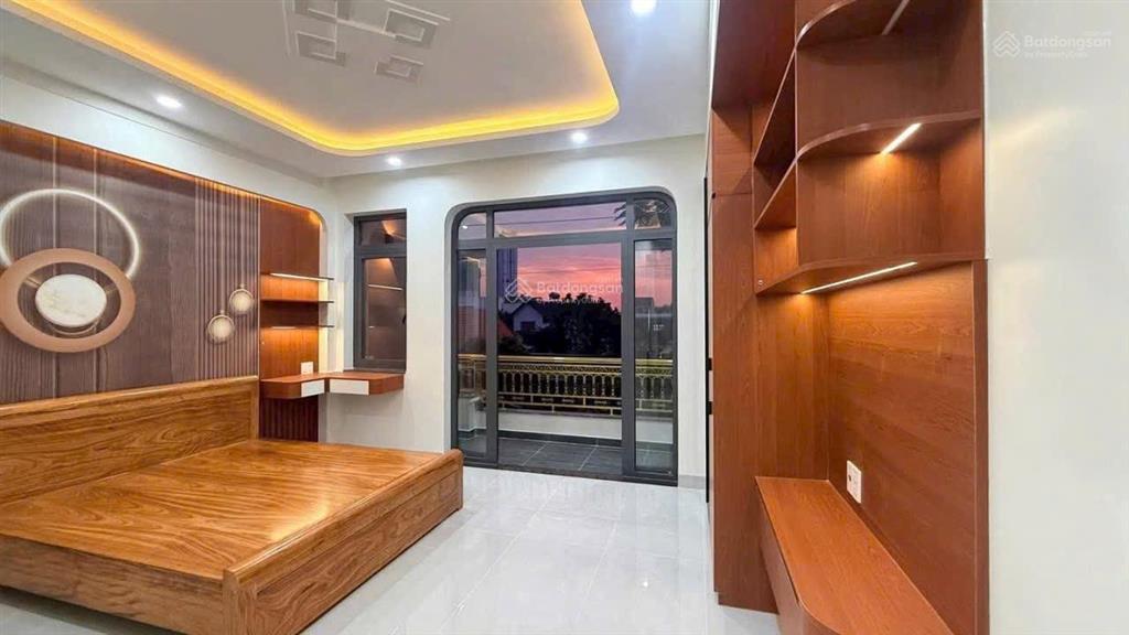 Bán gấp nhà mặt phố 117.6m2 tại đường cây da xề, p đông hòa, tp dĩ an
