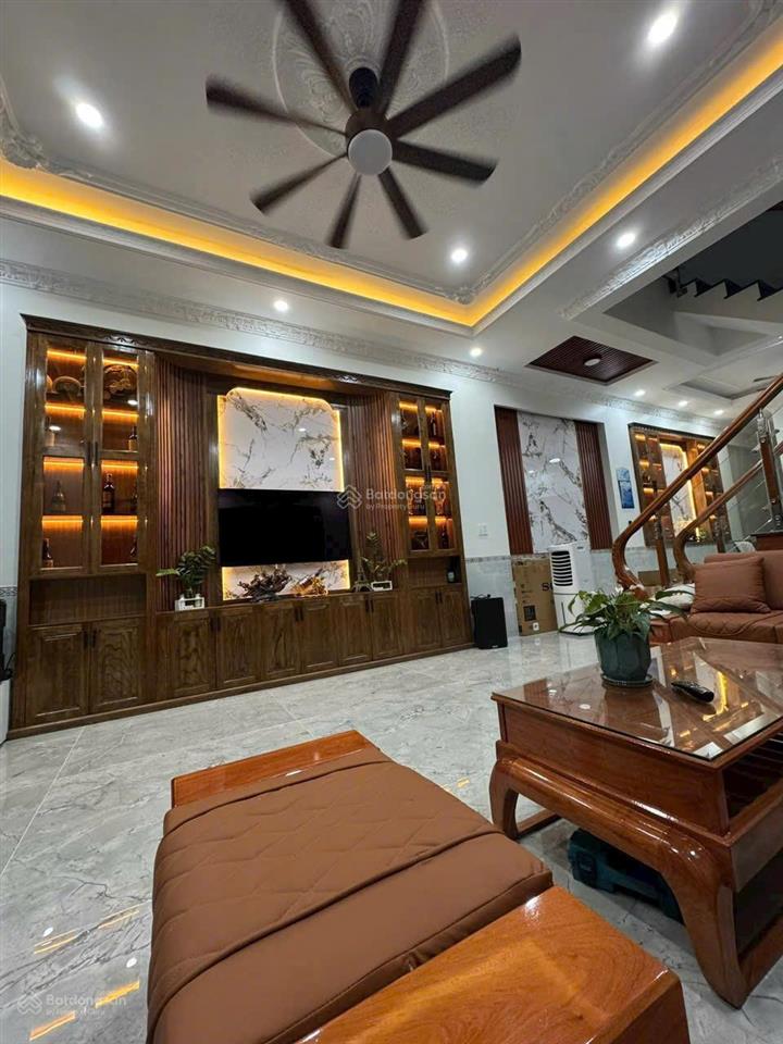 Bán gấp nhà mặt phố 117.6m2 tại đường cây da xề, p đông hòa, tp dĩ an