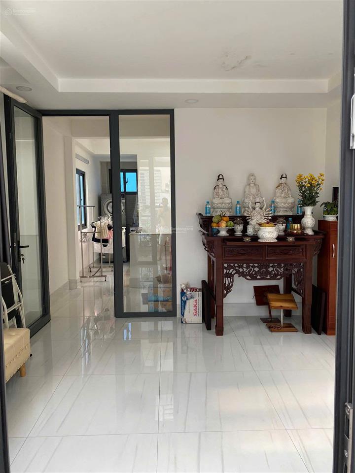 Hà xuống 2 tỷ còn 26.5 tỷ cần bán gấp nhà mặt tiền nhật tảo p.8 q.10 5 lầu thang máy