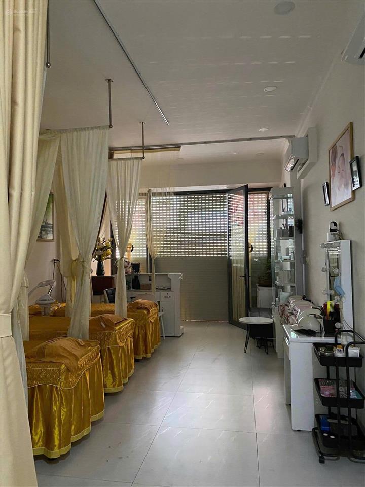 Hà xuống 2 tỷ còn 26.5 tỷ cần bán gấp nhà mặt tiền nhật tảo p.8 q.10 5 lầu thang máy