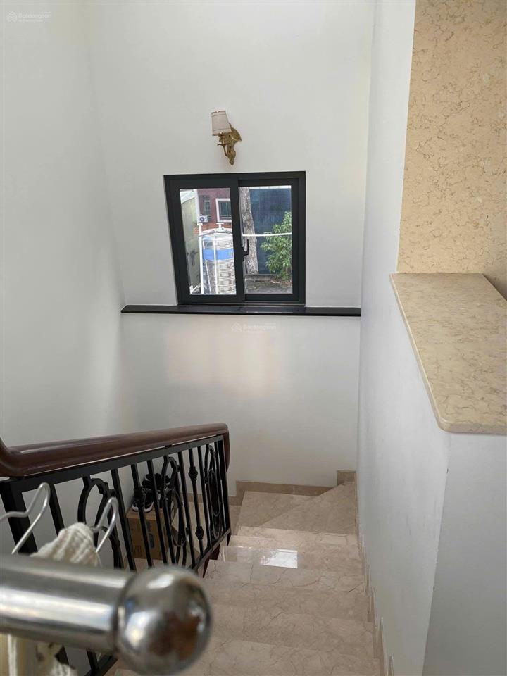 Hà xuống 2 tỷ còn 26.5 tỷ cần bán gấp nhà mặt tiền nhật tảo p.8 q.10 5 lầu thang máy