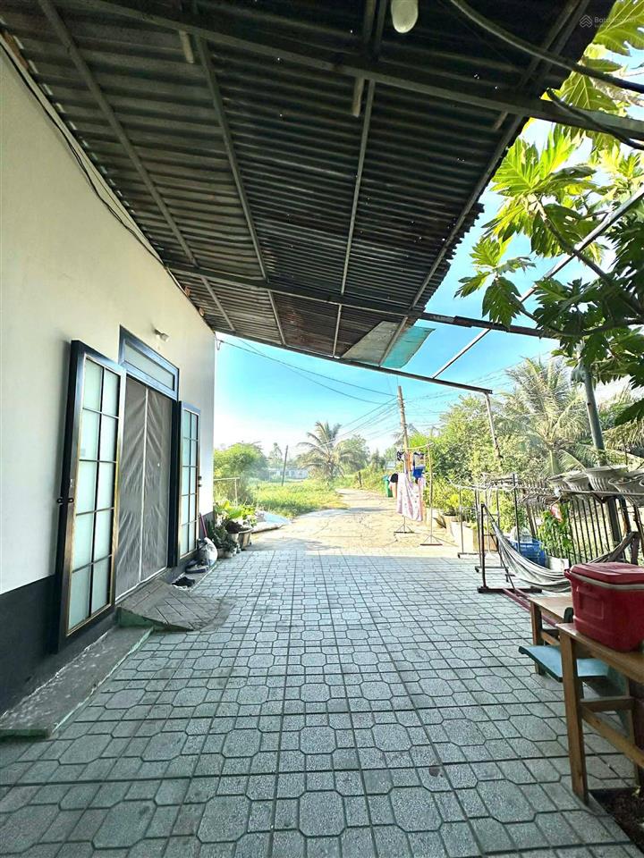 Bán gấp  dãy trọ 33 phòng full 100% thổ cư sổ hồng riêng  đi định cư nước ngoài  k quản lý được