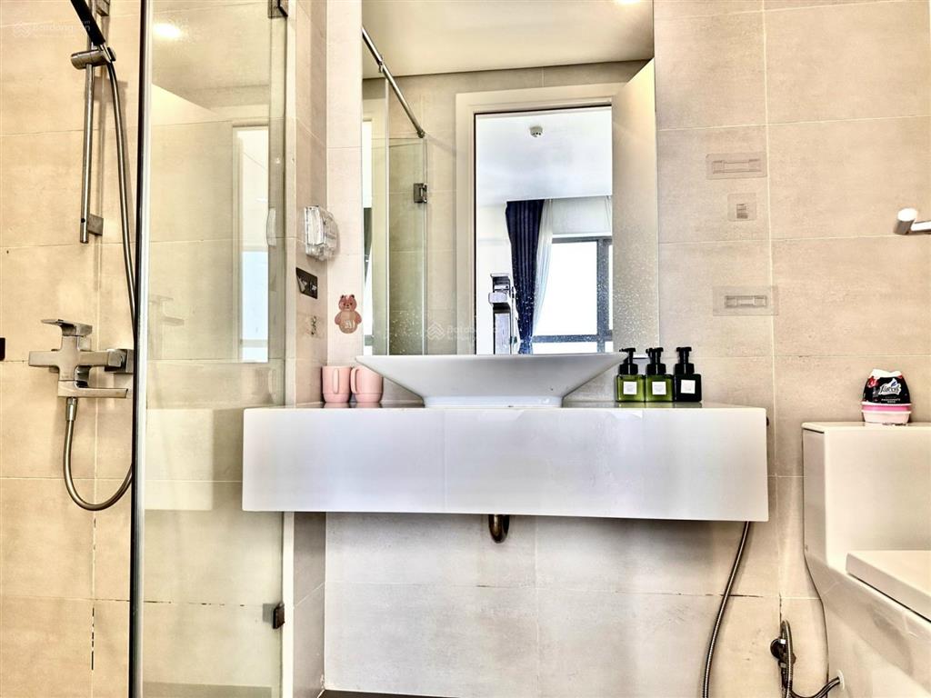 Bán gấp căn hộ có sổ hồng 3pn 2wc giá 12tỷ  0932 143 ***