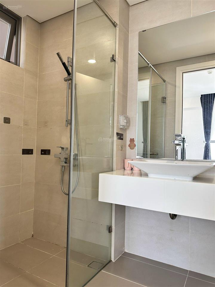Bán gấp căn hộ có sổ hồng 3pn 2wc giá 12tỷ  0932 143 ***