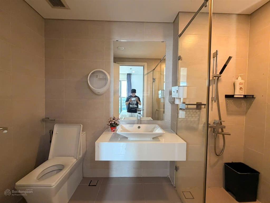 Cho thuê căn hộ millennium 3 phòng ngủ  0932 143 ***