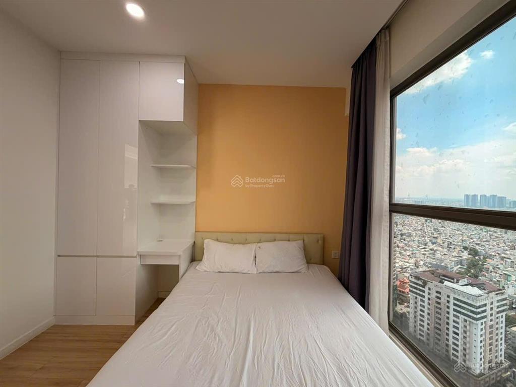 Cho thuê căn hộ millennium 3 phòng ngủ  0932 143 ***