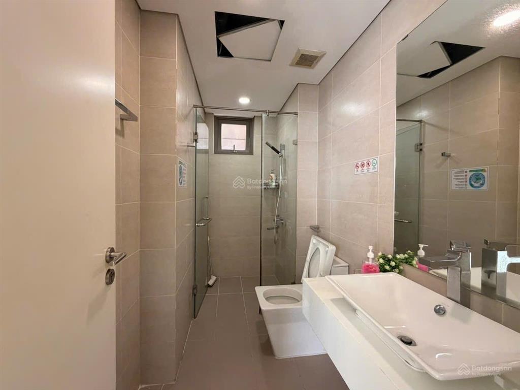 Cho thuê căn hộ millennium 3 phòng ngủ  0932 143 ***