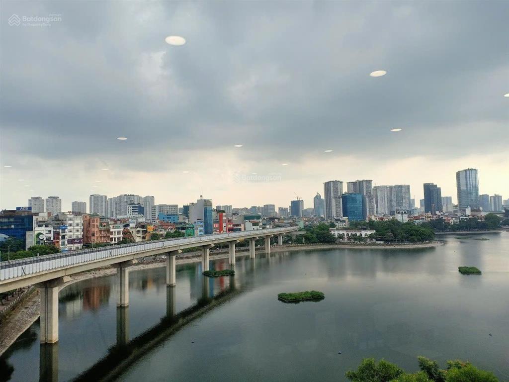 Cho thuê văn phòng 60m2 đã setup đầy đủ view hồ hoàng cầu, đống đa, hà nội. . 0866 683 ***