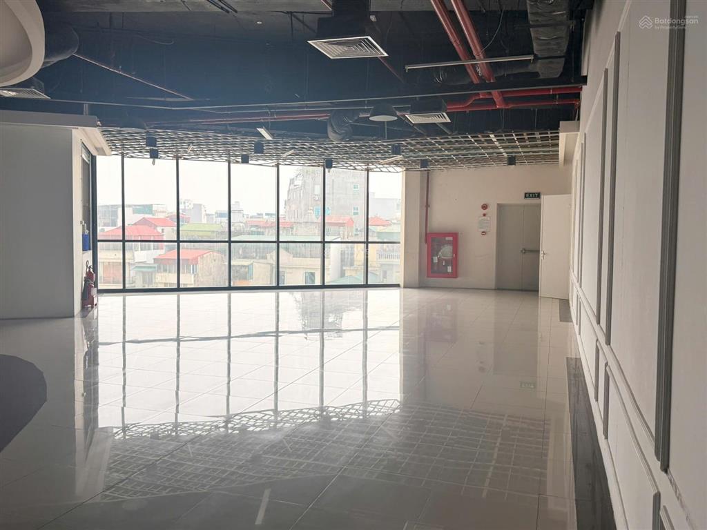 Cho thuê sàn thương mại chân đế thương mại tòa mipec riverside long biên, hà nội