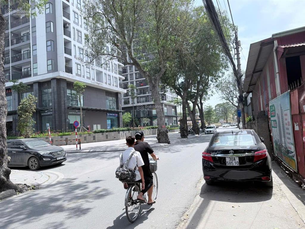 Chính chủ cho thuê 1.400m2 kho xưởng chưa hàng, kho vận..tại phố đức giang, long biên, hà nội