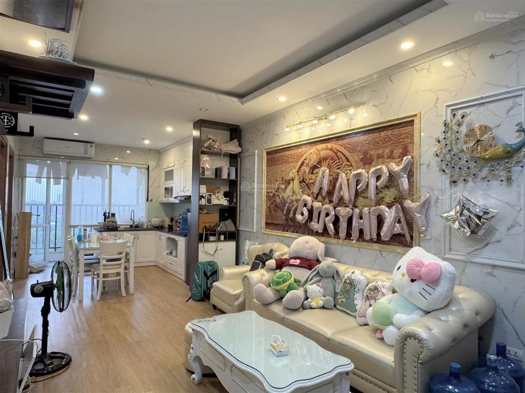 Bán căn góc to 2pn2vs 66m2 tầng trung phenikaa hoà lạc. nội thất đẹp, chủ ở giữ gìn. sổ lâu dài