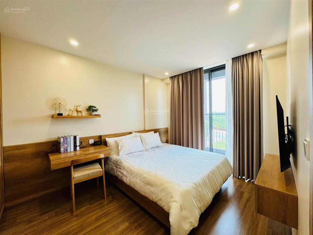 Cho thuê căn góc đẹp 2pn 70m2 toà legacy valley mới đét trong khu công nghệ cao hoà lạc. full đồ