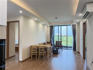 Cho thuê căn góc 2 ngủ 70m2 mới đét trong khu công nghệ cao hòa lạc. giá thuê 10tr/tháng