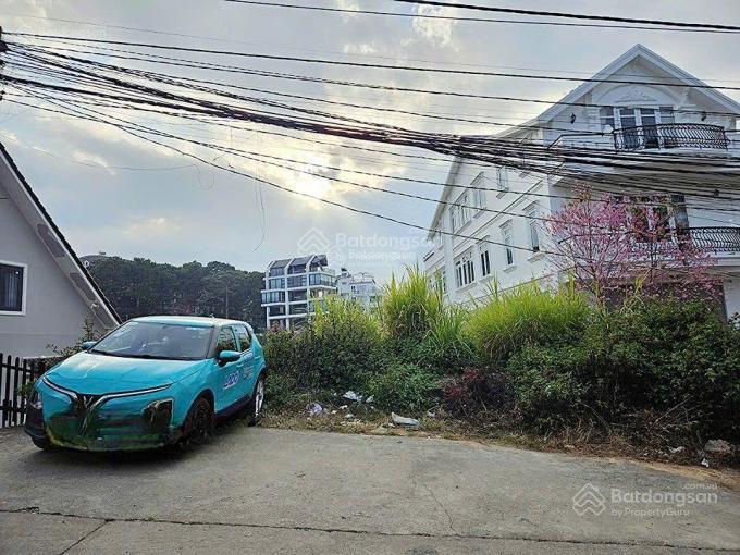 Lô đất xây dựng khu biệt thự trịnh hoài đức  p11  đà lạt  ngay trung tâm, cách hồ xuân hương 3km